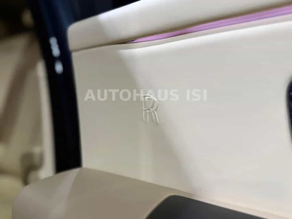 Rolls-Royce Cullinan NOVITEC OVERDOSE WIDEBODY,VIP,24" 3xTV 10/2021-photo-27
