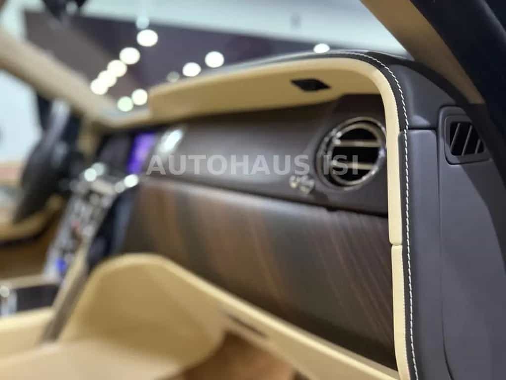 Rolls-Royce Cullinan NOVITEC OVERDOSE WIDEBODY,VIP,24" 3xTV 10/2021-photo-40