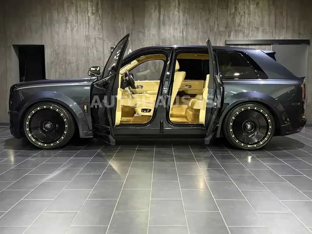 Rolls-Royce Cullinan NOVITEC OVERDOSE WIDEBODY,VIP,24" 3xTV 10/2021-photo-8
