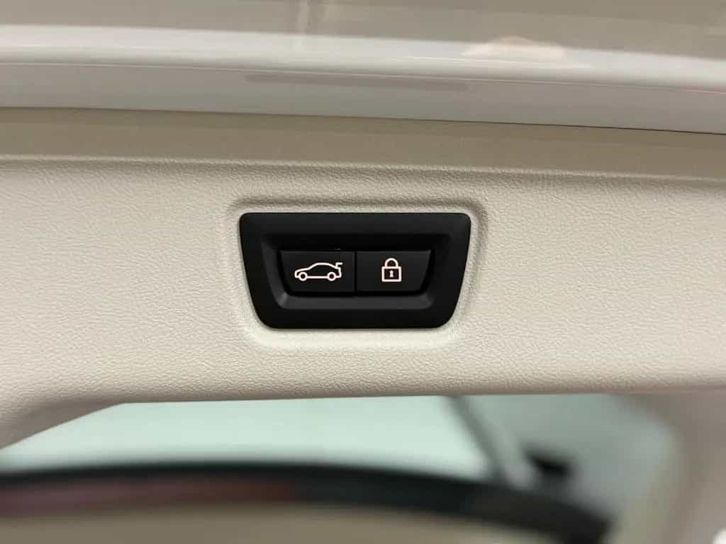 BMW 3 320 d Advantage ACC AHK HEAD UP NAVI CarPlay 08/2020-photo-15