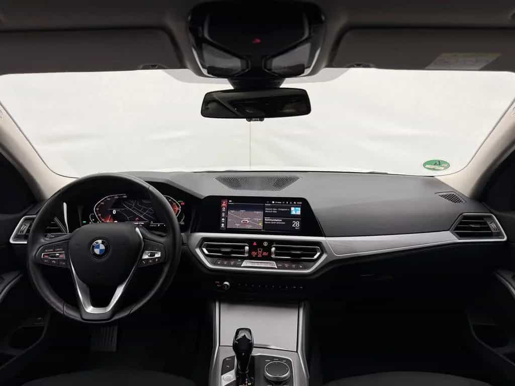 BMW 3 320 d Advantage ACC AHK HEAD UP NAVI CarPlay 08/2020-photo-23