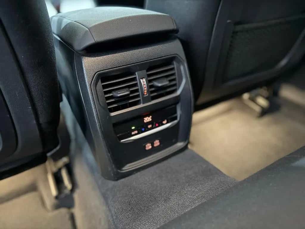 BMW 3 320 d Advantage ACC AHK HEAD UP NAVI CarPlay 08/2020-photo-44