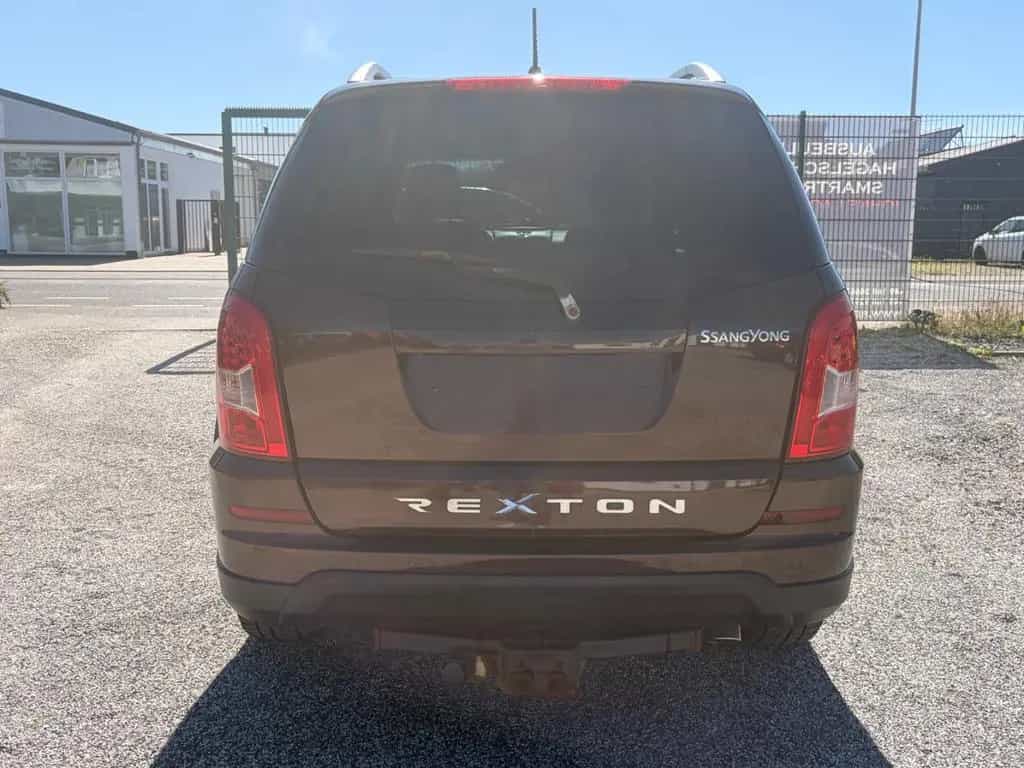 Ssangyong Rexton Rexton W Quartz 4WD LKW 05/2014-photo-4