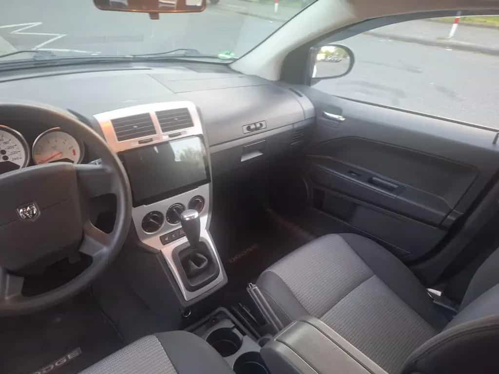 Dodge Caliber SE 03/2009-photo-23