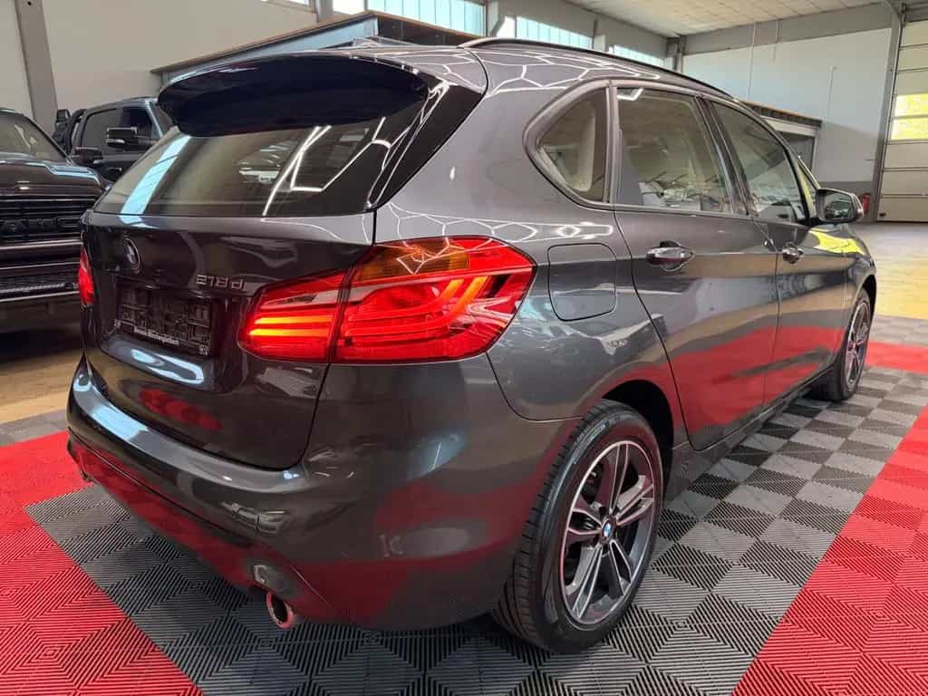 BMW 218 Active Tourer 218d Active Tourer Sport Line HUD Keyless Kamera 10/2018-photo-11