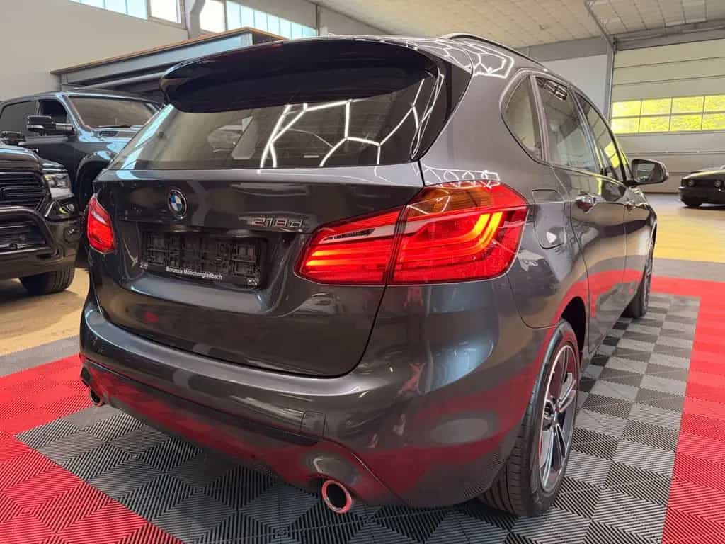 BMW 218 Active Tourer 218d Active Tourer Sport Line HUD Keyless Kamera 10/2018-photo-12