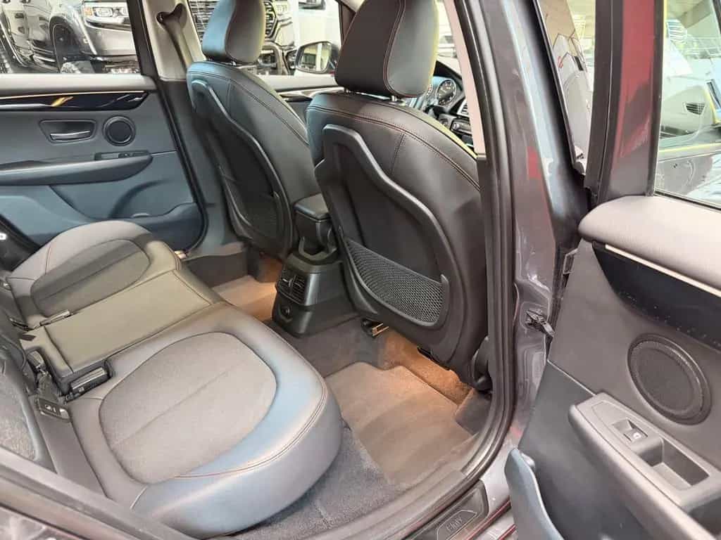 BMW 218 Active Tourer 218d Active Tourer Sport Line HUD Keyless Kamera 10/2018-photo-26