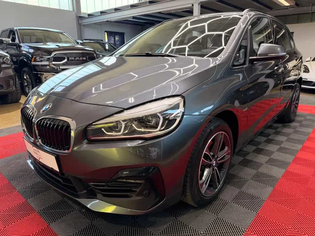 BMW 218 Active Tourer 218d Active Tourer Sport Line HUD Keyless Kamera 10/2018-photo-3