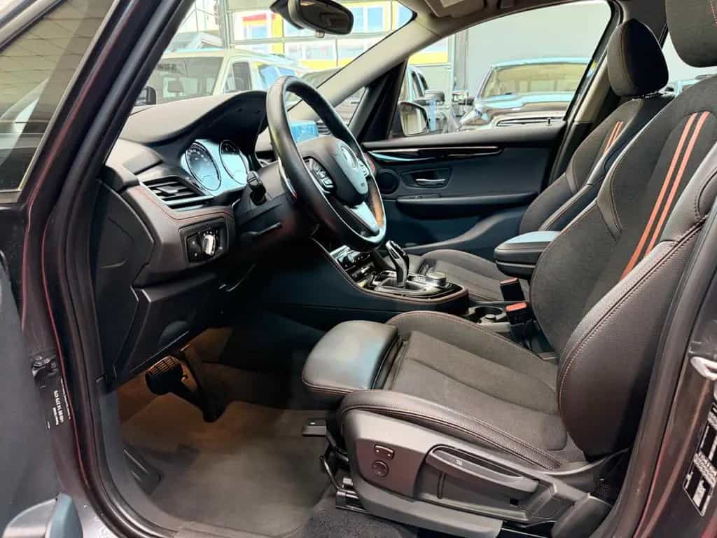 BMW 218 Active Tourer 218d Active Tourer Sport Line HUD Keyless Kamera 10/2018-photo-34