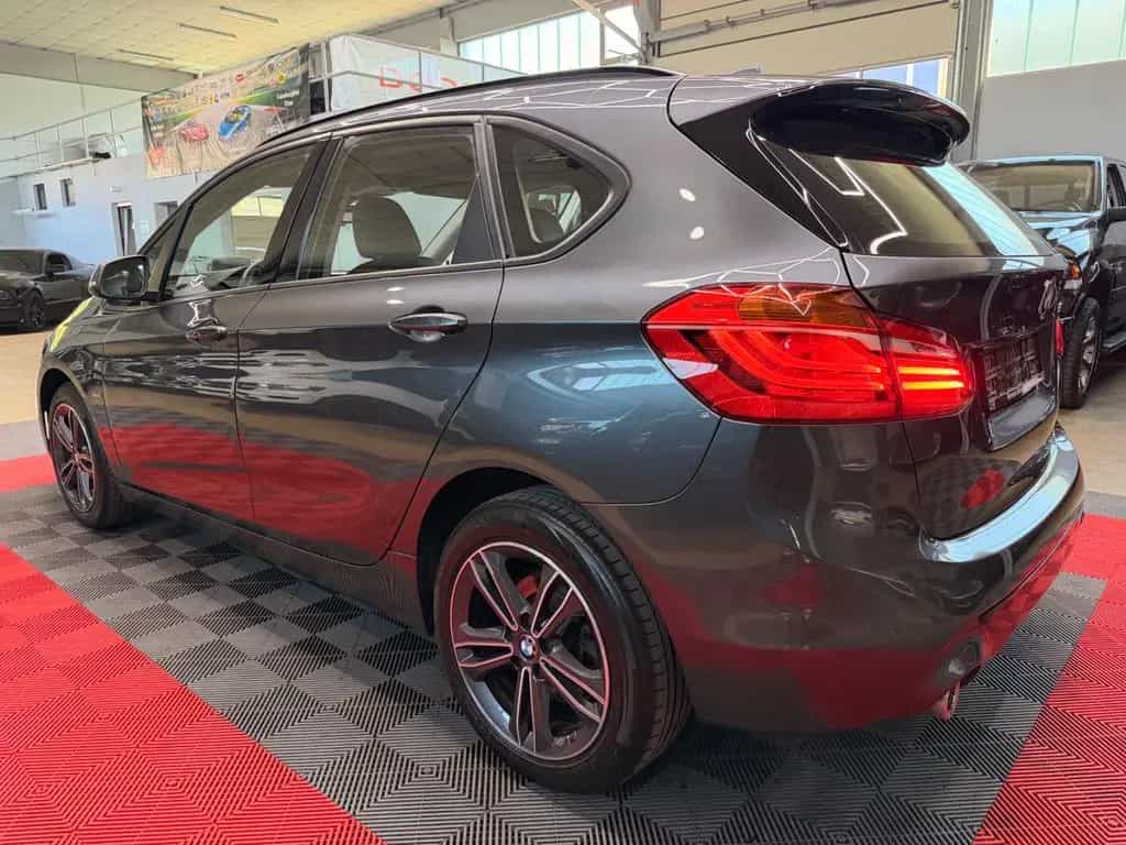 BMW 218 Active Tourer 218d Active Tourer Sport Line HUD Keyless Kamera 10/2018-photo-4