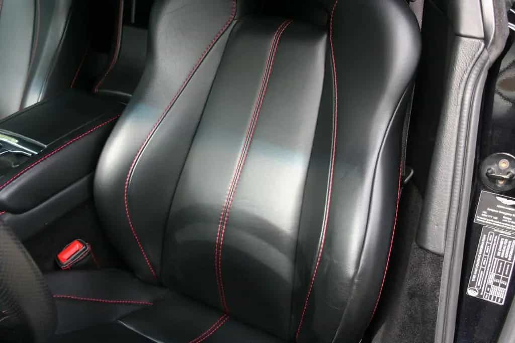 Aston Martin V8 Vantage Roadster 4.3l - 05/2008-photo-6
