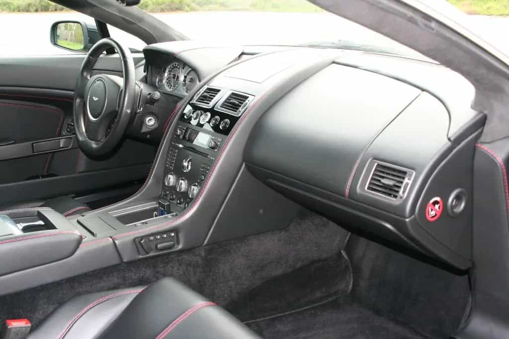 Aston Martin V8 Vantage Roadster 4.3l - 05/2008-photo-7