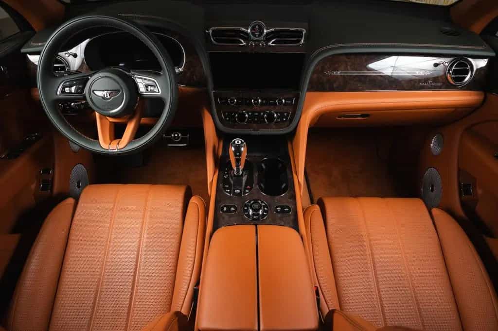 Bentley Bentayga 4.0 V8 EWB Azure 4WD Autom. 01/2023-photo-11