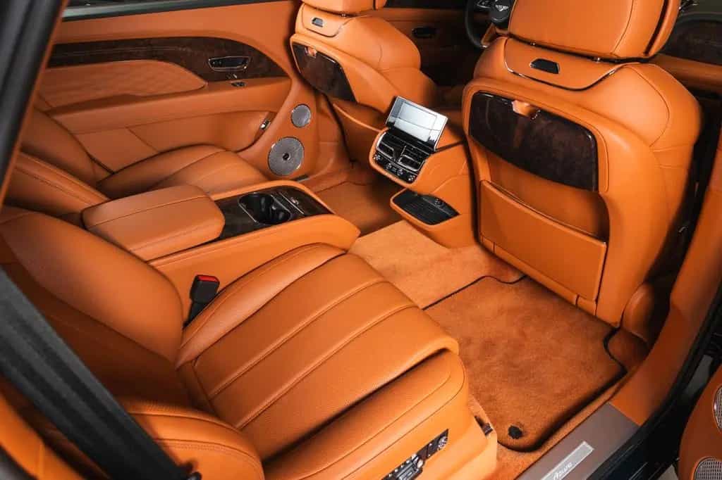 Bentley Bentayga 4.0 V8 EWB Azure 4WD Autom. 01/2023-photo-15