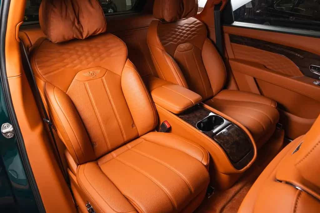 Bentley Bentayga 4.0 V8 EWB Azure 4WD Autom. 01/2023-photo-16