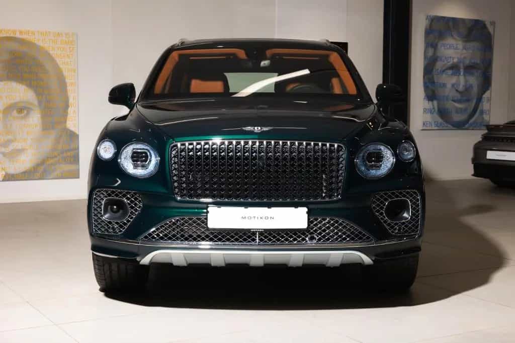 Bentley Bentayga 4.0 V8 EWB Azure 4WD Autom. 01/2023-photo-8