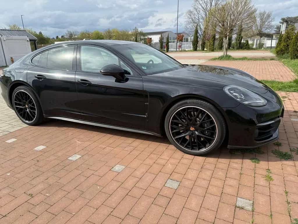 Porsche Panamera 11/2021-photo-4