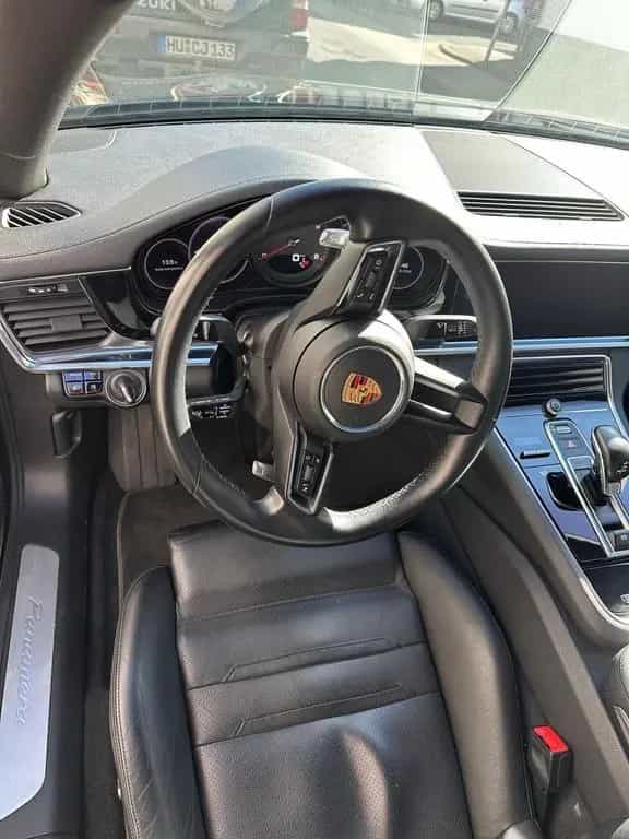 Porsche Panamera 11/2021-photo-8