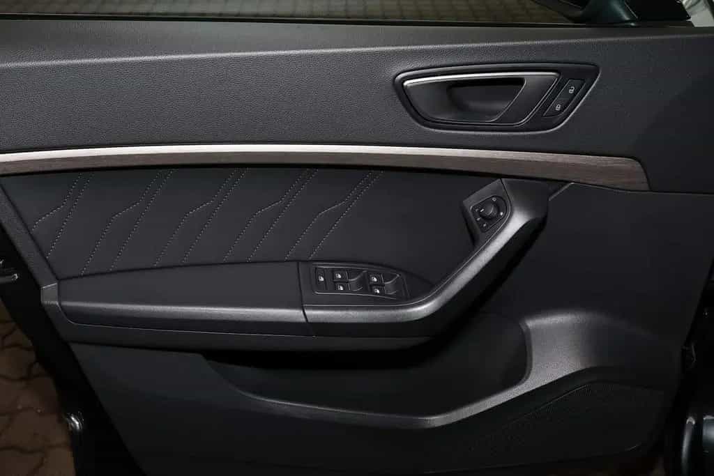 Seat Ateca Xperience 4Drive AHK+KAMERA+18" 09/2021-photo-10