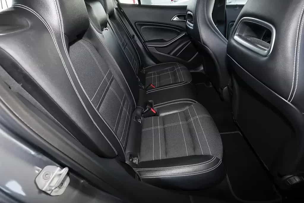 Mercedes-Benz GLA 180 Sport KAMERA+NAVIGATION+PARKPILOT+XENON 02/2017-photo-5