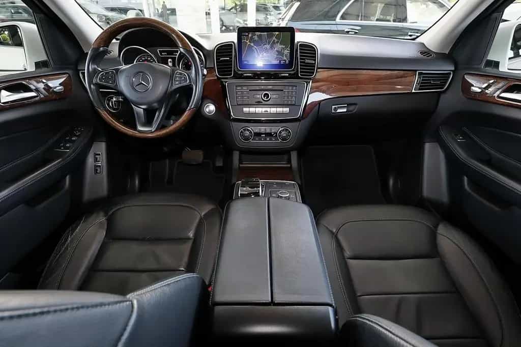 Mercedes-Benz GLE 400 4M AHK+SCHIEBEDACH+KEYLESS+MBUX+LED+19" 01/2018-photo-4