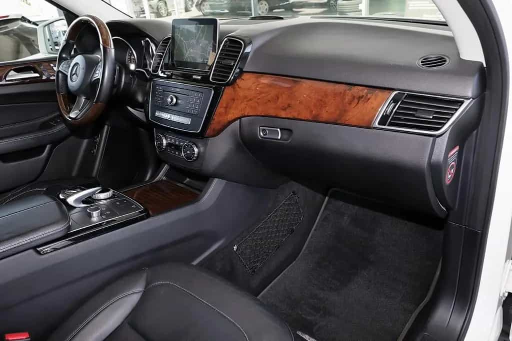 Mercedes-Benz GLE 400 4M AHK+SCHIEBEDACH+KEYLESS+MBUX+LED+19" 01/2018-photo-7