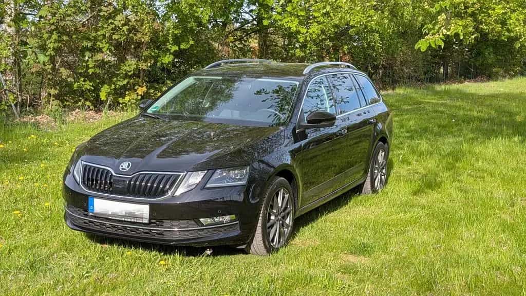 Skoda Octavia III Combi Facelift Style 2.0 TSI DSG 09/2018-photo-3