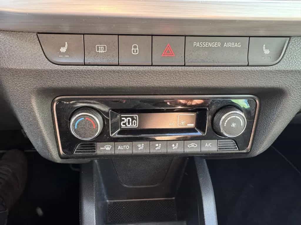Skoda Fabia drive 1.0 TSI Automatik 03/2018-photo-16