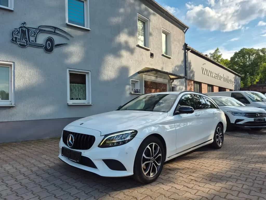 Mercedes-Benz C 180 T CGI,Navi,Leder 09/2018-photo-0