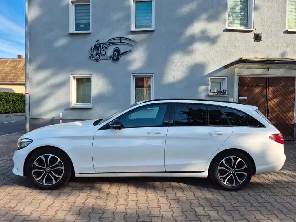 Mercedes-Benz C 180 T CGI,Navi,Leder 09/2018-photo-24