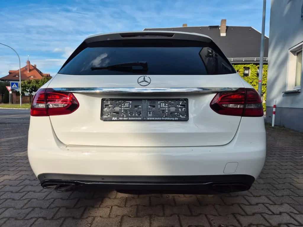 Mercedes-Benz C 180 T CGI,Navi,Leder 09/2018-photo-29