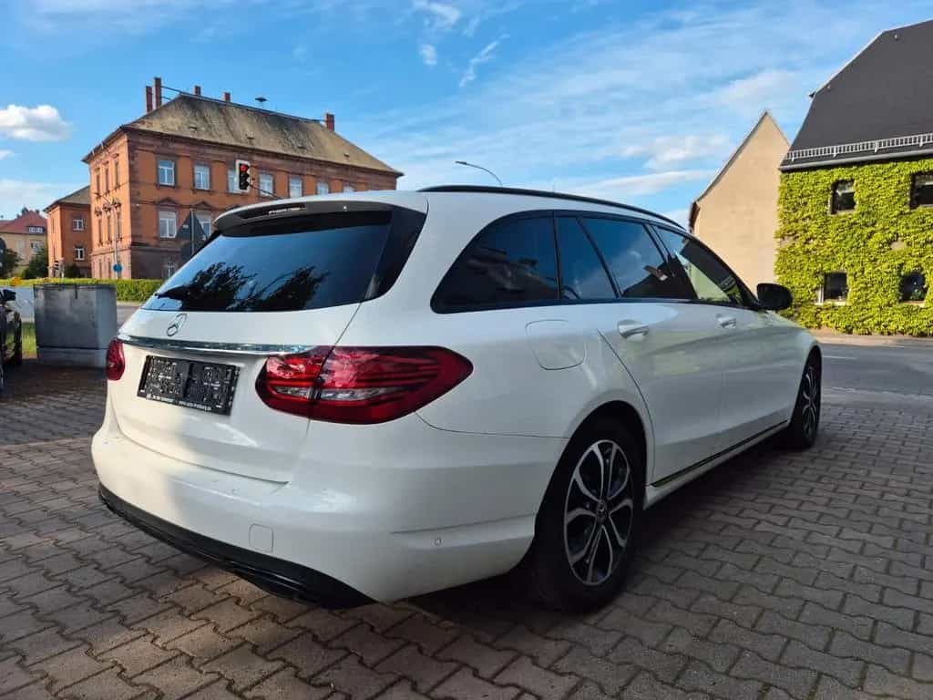 Mercedes-Benz C 180 T CGI,Navi,Leder 09/2018-photo-35
