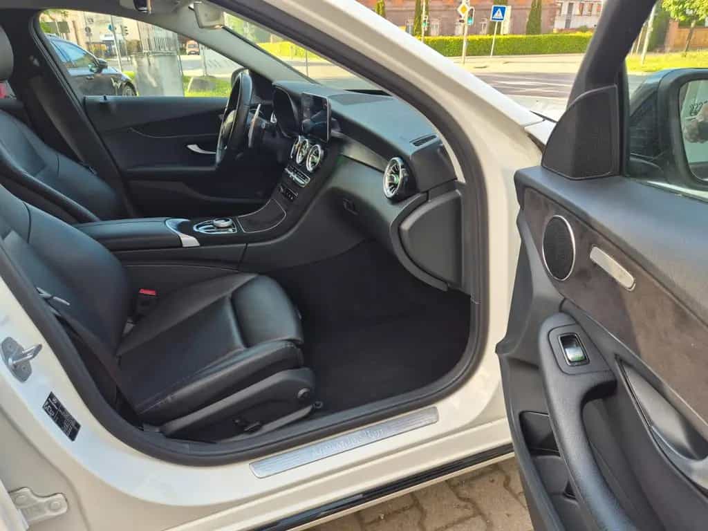 Mercedes-Benz C 180 T CGI,Navi,Leder 09/2018-photo-37