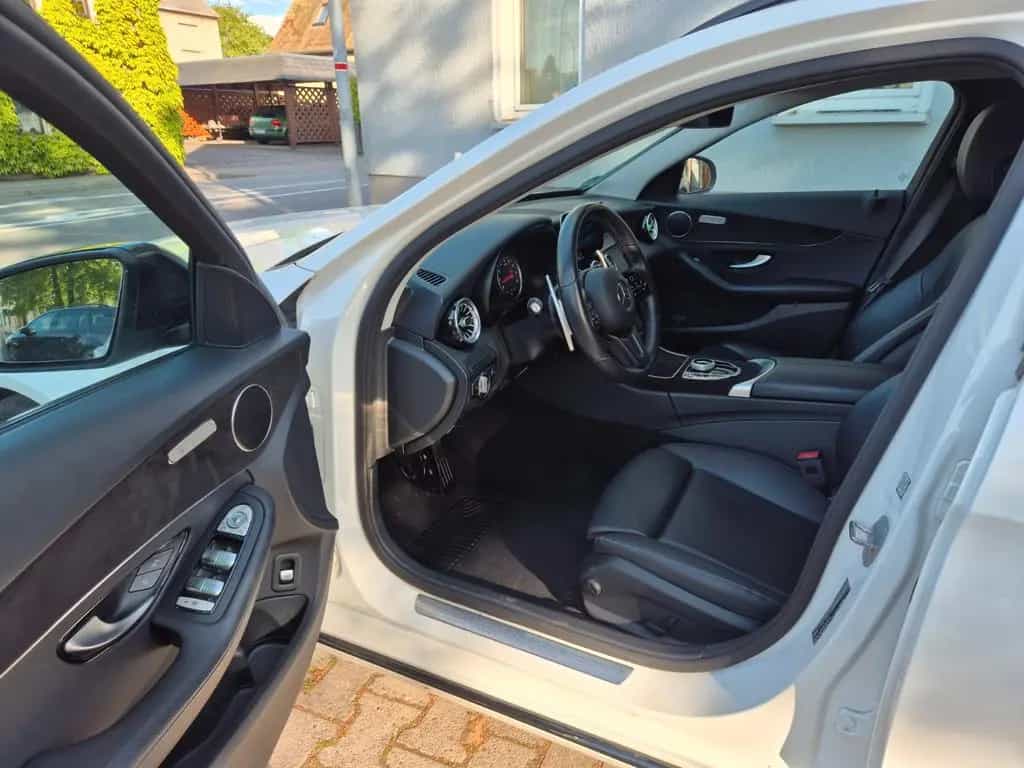 Mercedes-Benz C 180 T CGI,Navi,Leder 09/2018-photo-48