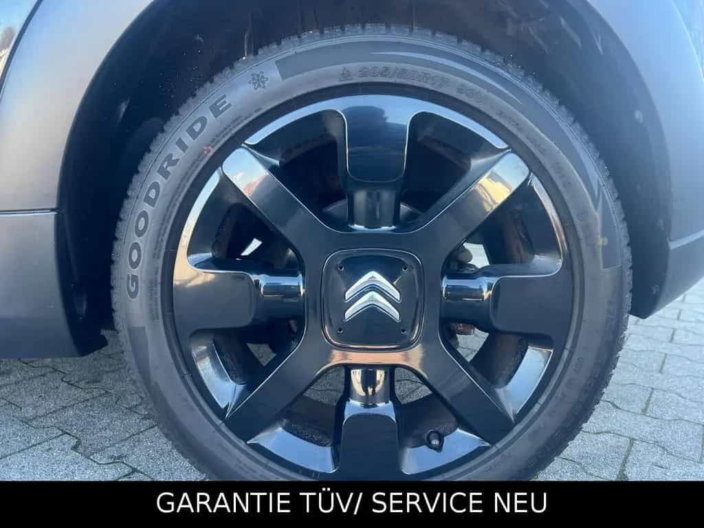 Citroën C3 Shine Cam Spur Ass. Panorama MFL Navi Tempoma 03/2019-photo-28