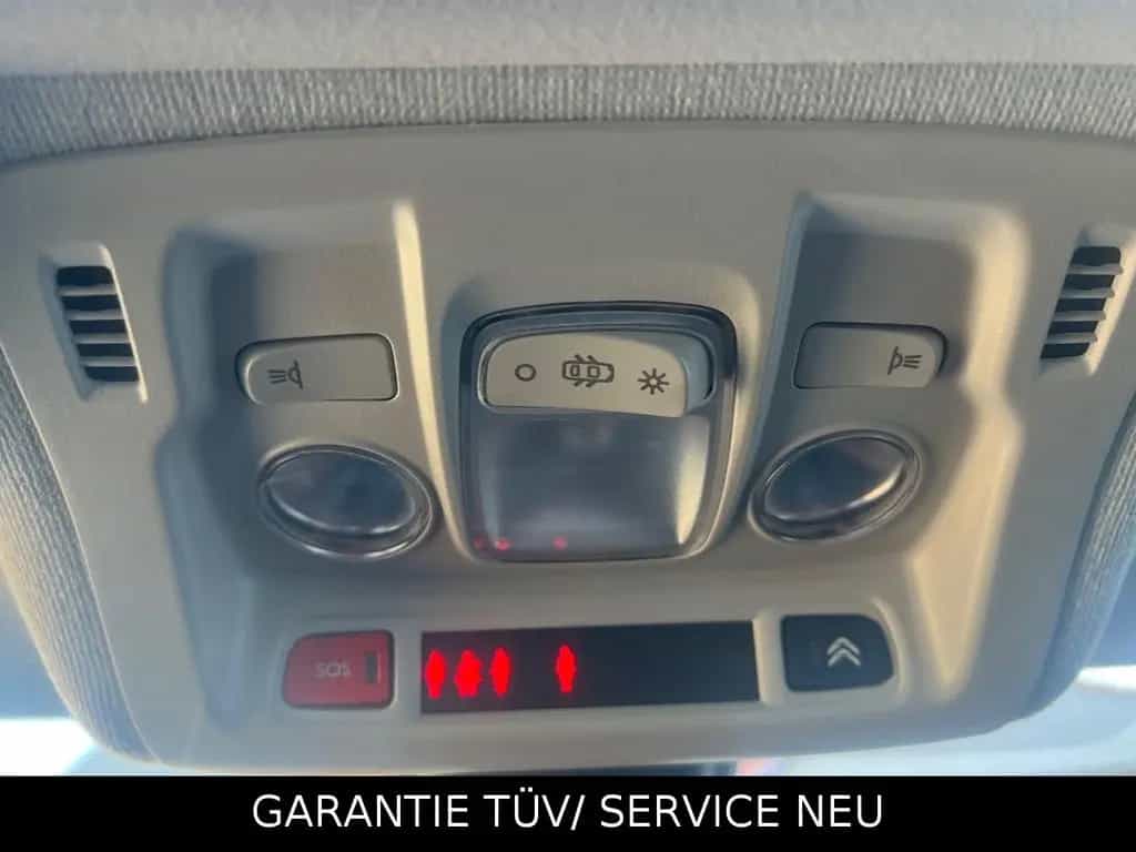 Citroën C3 Shine Cam Spur Ass. Panorama MFL Navi Tempoma 03/2019-photo-36