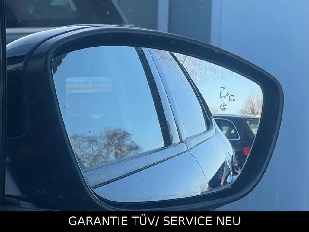 Citroën C3 Shine Cam Spur Ass. Panorama MFL Navi Tempoma 03/2019-photo-37