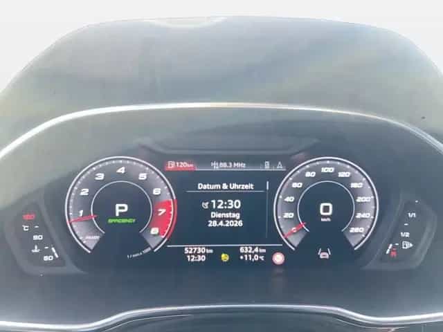 Audi Q3 35TFSI S-line LED Scheinwerfer, Navi, AHZV 03/2021-photo-5