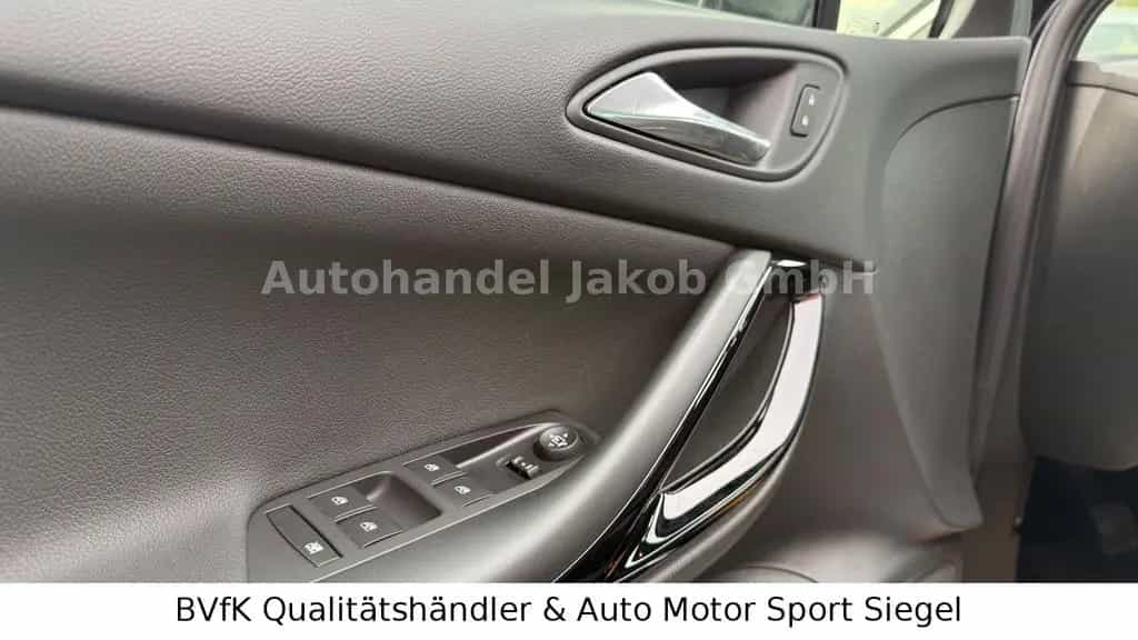 Opel Astra Neu 07/2019-photo-24