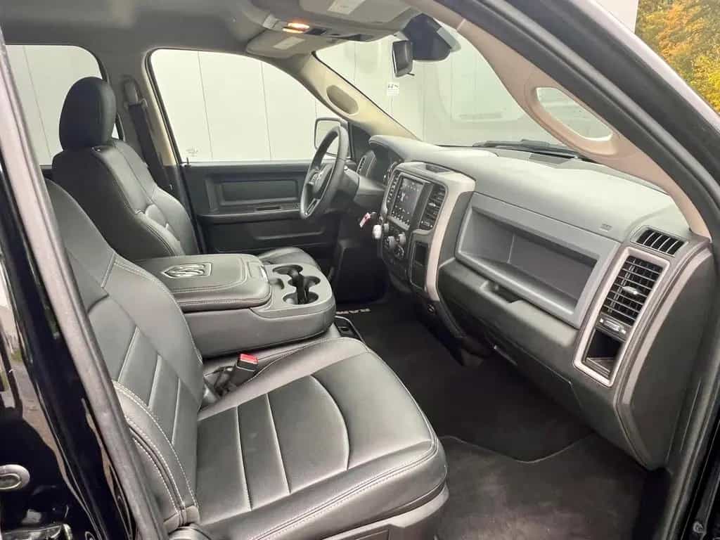 Dodge RAM 5,7 Monster XXL Crewcab Leder 4x4 Night 10/2019-photo-8