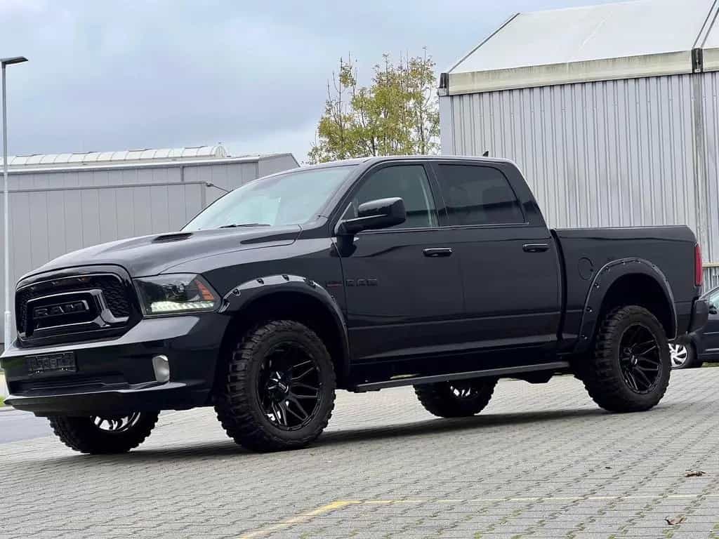 Dodge RAM 5,7 Monster XXL Crewcab Leder 4x4 Night 10/2019-photo-1