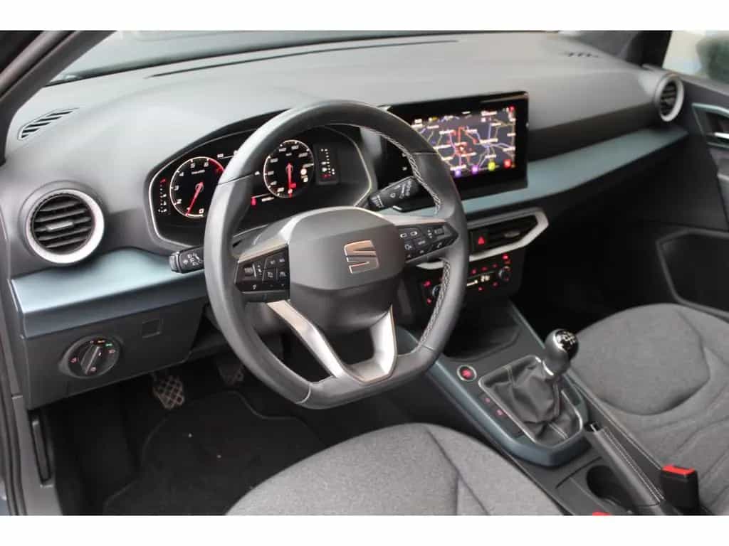 Seat Arona 1.0 TSI Xperience AHK KAMERA LED ACC NAVI 06/2022-photo-13