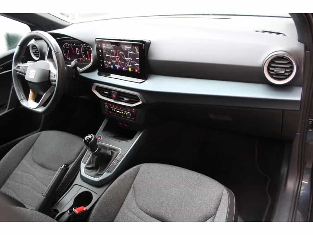 Seat Arona 1.0 TSI Xperience AHK KAMERA LED ACC NAVI 06/2022-photo-26