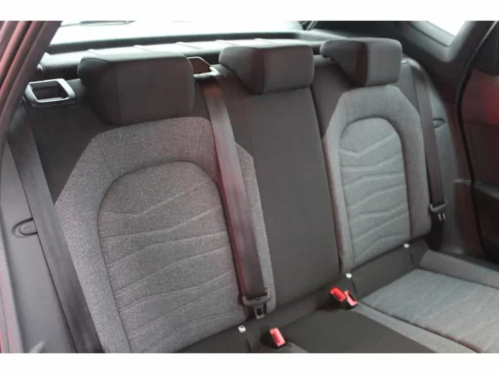 Seat Arona 1.0 TSI Xperience AHK KAMERA LED ACC NAVI 06/2022-photo-31