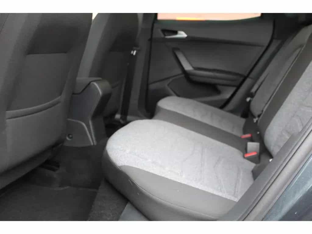 Seat Arona 1.0 TSI Xperience AHK KAMERA LED ACC NAVI 06/2022-photo-32