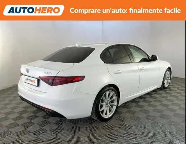 Alfa Romeo Giulia ALFA ROMEO Giulia 2.2 Turbodiesel 180 CV Super 11/2017-photo-4