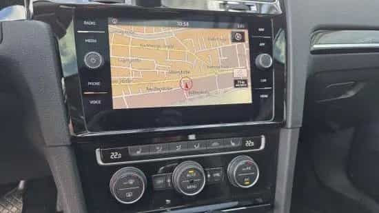 Volkswagen Golf VII 1.5 TSI BMT Highline Navi LED Panorama- 10/2019-photo-11