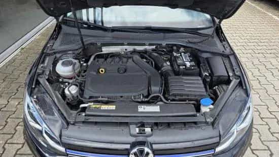 Volkswagen Golf VII 1.5 TSI BMT Highline Navi LED Panorama- 10/2019-photo-20