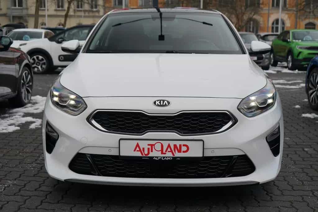Kia Ceed 1.4 T-GDI Platinum Edition LED Panorama DAB 01/2020-photo-2