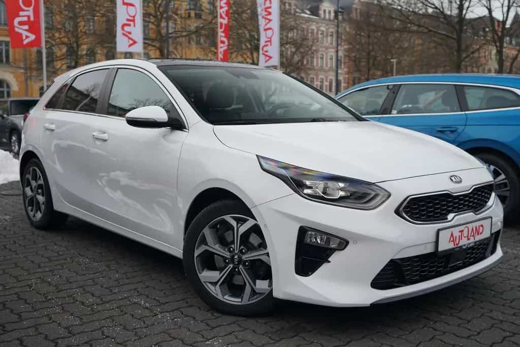 Kia Ceed 1.4 T-GDI Platinum Edition LED Panorama DAB 01/2020-photo-3